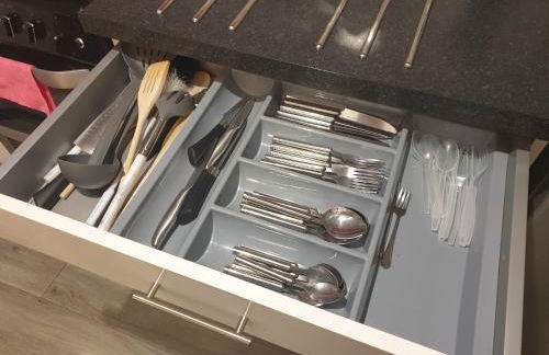 Spacious, Stylish Two-Bedroom Maisonette, Modern Amenities, Elegant Interiors - Foto 21