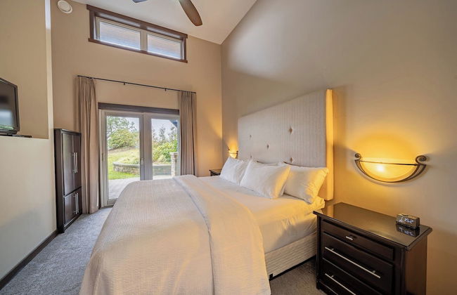 Sunrise Ridge Waterfront Resort - Photo 36