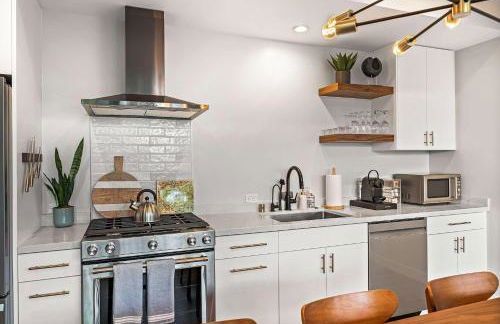 Del Mar Retreat - Laundry BBQ Firepit AC Patio - Photo 17