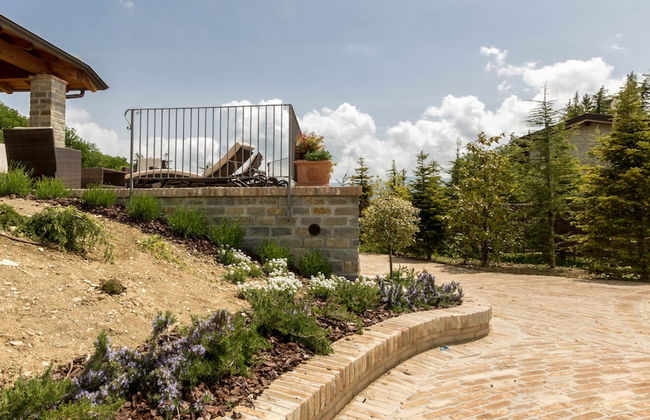 JOIVY Superb Villa For 7 W/Backyard And Bbq Area In Vaccarezza - Foto 62