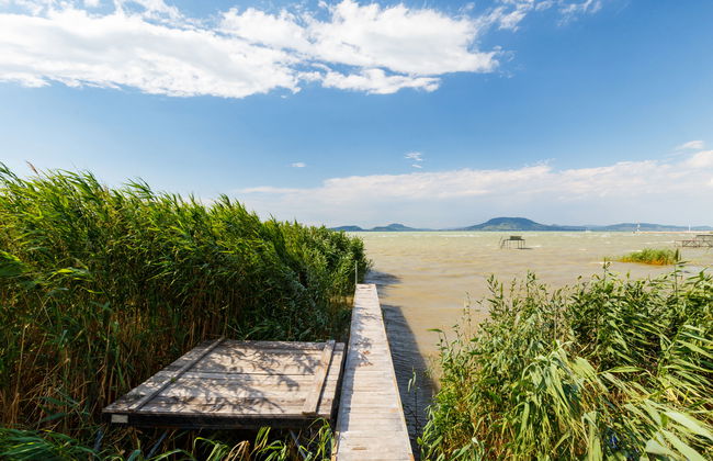 4 bedroom House in Balatonfenyves with garden and terrace - Photo 3