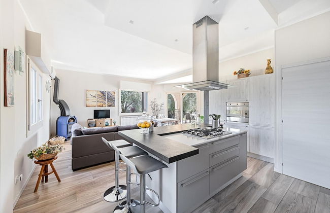 Villa Daniela con Piscina Vista Lago by Wonderful Italy - Photo 1