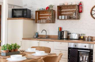 Relaxing Cotswolds Farm Stay - Near Burford - The Parlour - Foto 24