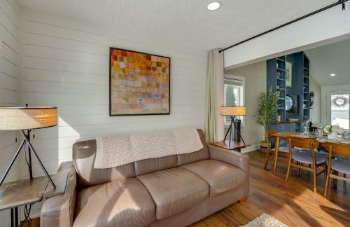 Hike, Fish and Golf Waterfront Gem on Camp Lake! - Foto 9