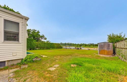 Bayfront East Quogue Retreat with Private Boat Dock - Foto 21