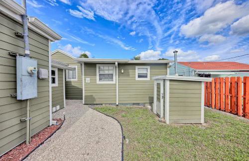 Sleeps 12 - House Guest Apt - Plenty of parking - Foto 40