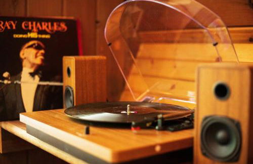 Enchanting River- Water Front A-Frame Cabin - Foto 11