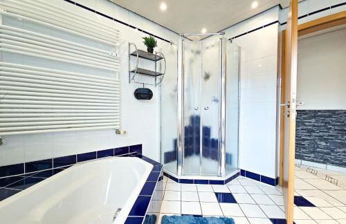 STAR-Apartment - Garden with Terrace, Calm, 120m2 - Foto 39