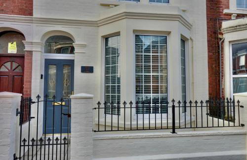 Spacious 4BR house near Portsmouth center - Foto 17