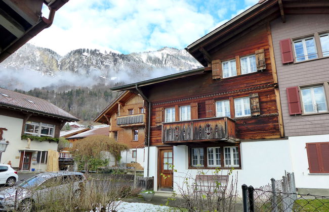 Chalet Esther - Photo 2