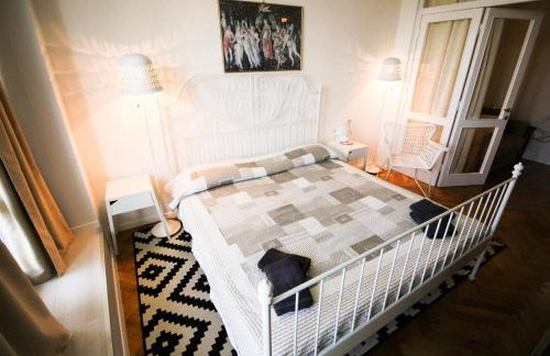 Luxury living Apartments - Photo 24