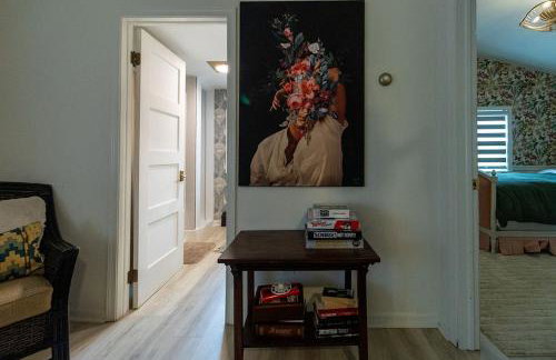 Quiet Cottage In The Woods, with Hot Tub! - Foto 24