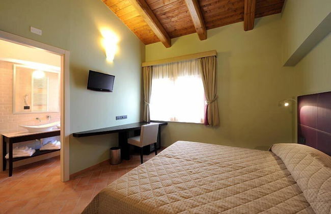 Relais Magione Papale - Photo 9