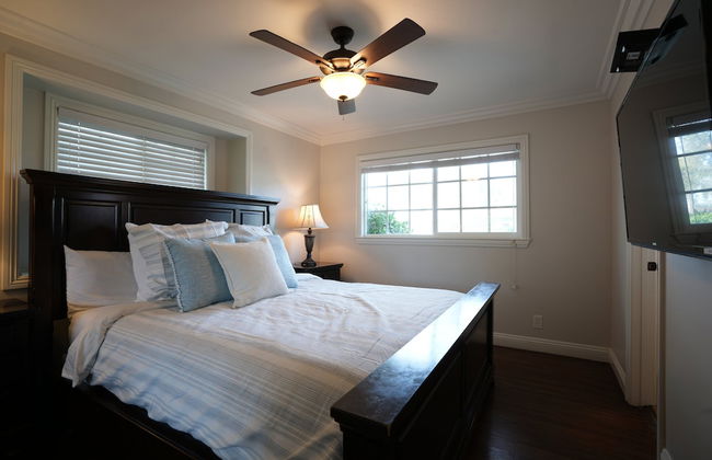 Highly Upgraded, 5 Bed, 4.5 ba, New Pool W/jacuzzi, 1/2 Mile Walk to Disney - Foto 13