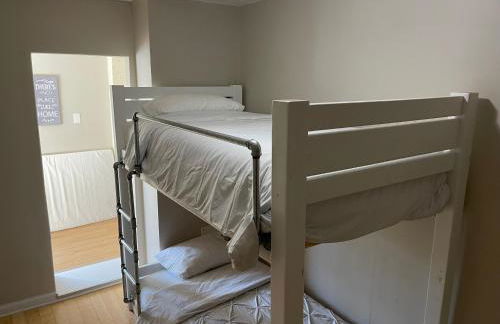 The Gray Corner House by Gallaudet 3 BR 2 BA - Foto 19