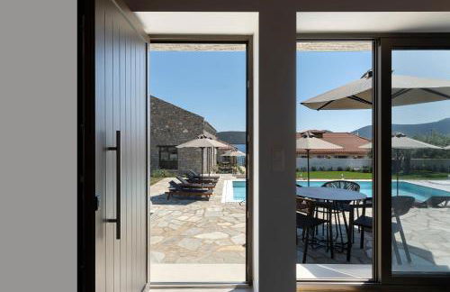 Lichnos Luxury Suites - Photo 76