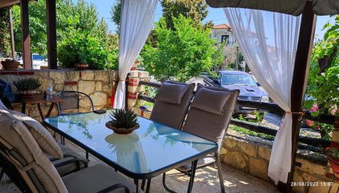 Artemis Stone House - Foto 5