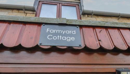 Farm Yard Cottage - Photo 2
