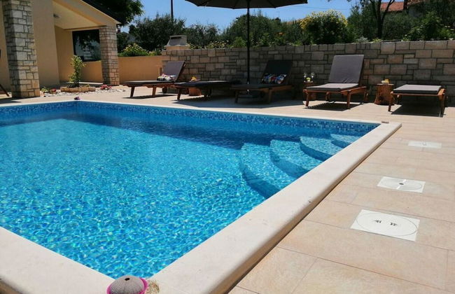 Villa Stella Comfortable Holiday Residence - Photo 28