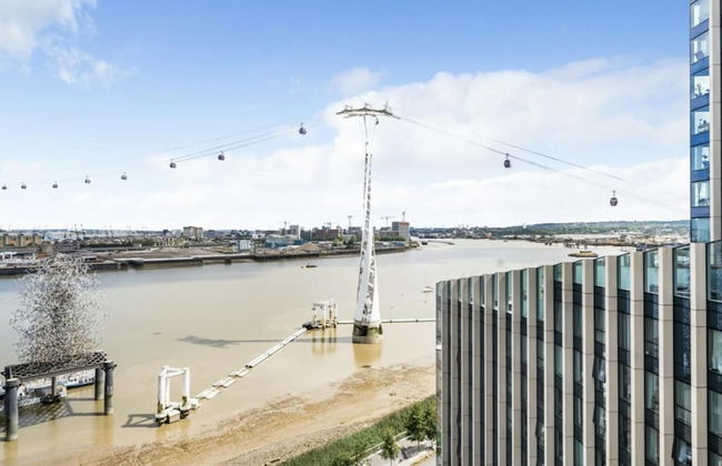 Stylish 1-bed Apartment in London - Photo 8