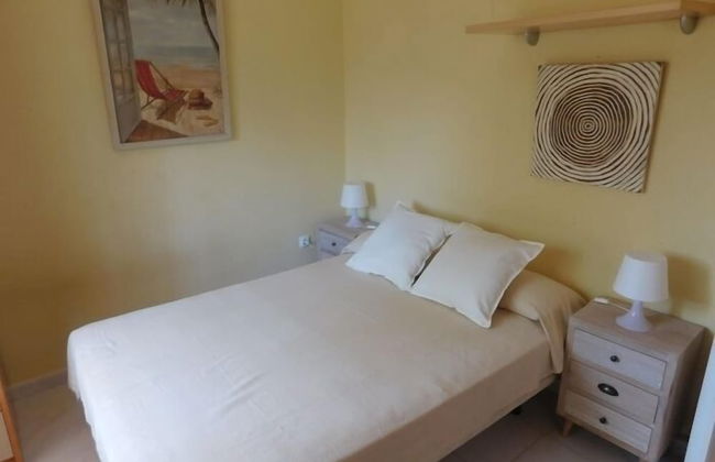 Bungalow en residencial con piscina - Foto 2