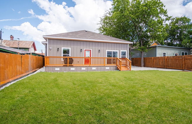 Seize the Moment 4BR 3BA Gem w Downtown Views - Foto 27