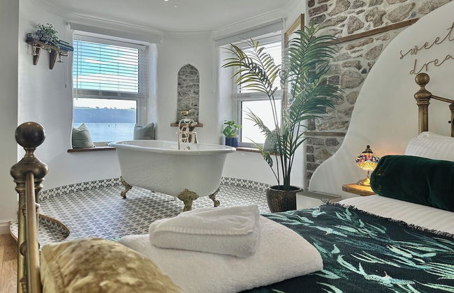 Seafront Cottage - Beach Access - Pet Friendly - Foto 2