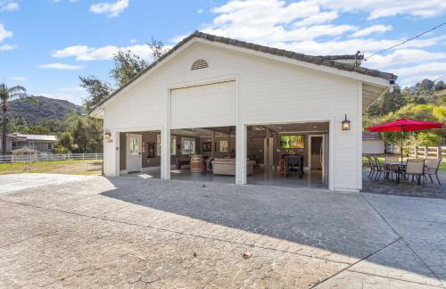 Man Cave and She Shed - Foto 1