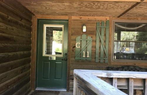 C11, Two bedroom, two bath log-sided, luxury Harbor North cottage with hot tub cottage - Foto 5