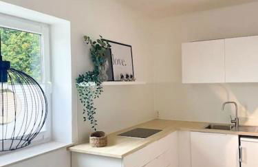 MEGHA Living - 2 Zimmer Appartments mit Küche - Zentral - Foto 34