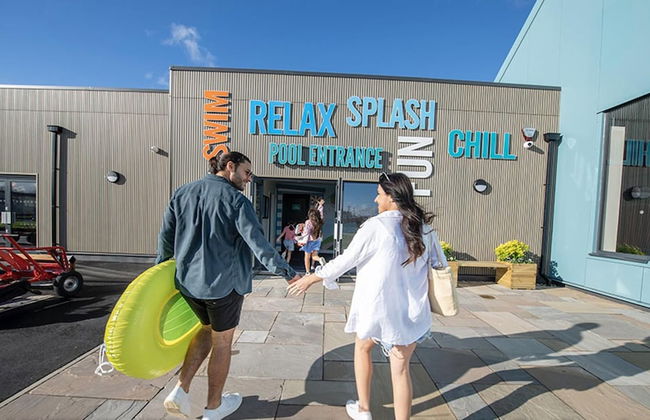 Beautiful Cosy 2-bed Caravan in Clacton-on-sea - Photo 36