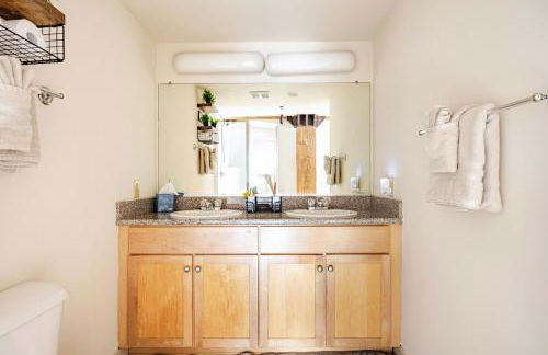 Cozy 1BR Apt in Downtown Richmond, Nearby Attractions - Foto 14