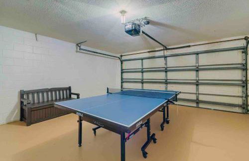 Spacious Home - Heated LED Pool & Ping Pong - Foto 37