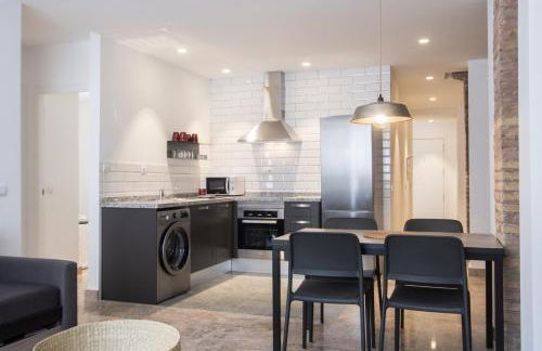 Apartamentos La Marina - Foto 21