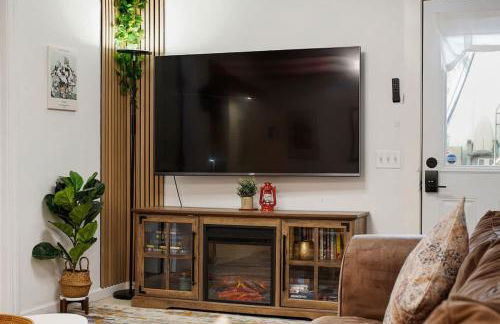 Beach Block 2-Bed with Coastal Palm Trees and Yard - Photo 1