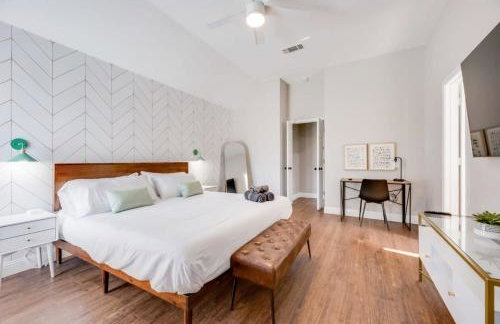 Boho Chic Home w Backyard Paradise - Pool + Grill - Foto 19