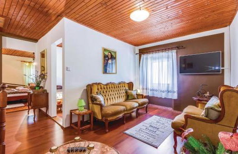 Amazing Home In Zlobin - Foto 2