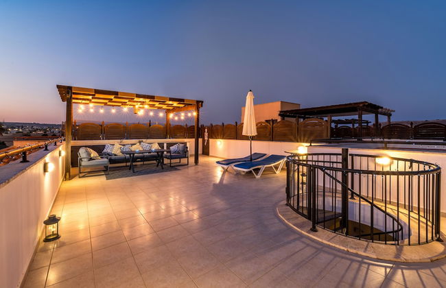 Private Roof Top Terrace Overlooking Pool in Pyla - Foto 15