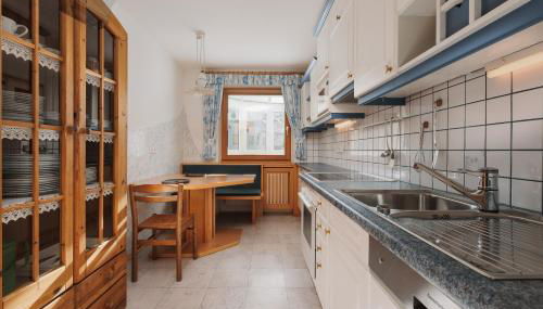 Alpenvilla Large Family Apartment - by Familiaris- Pools 500 meters - Foto 3, stove