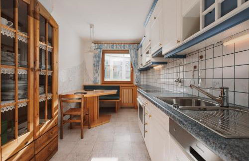 Alpenvilla Large Family Apartment - by Familiaris- Pools 500 meters - Foto 3