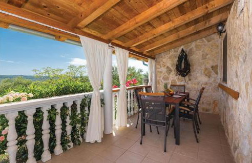 One-Bedroom Holiday Home In Danilo - Photo 11