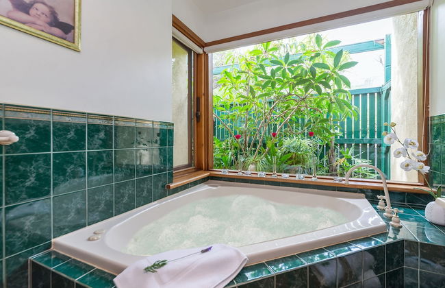 Country Pleasures - Photo 22