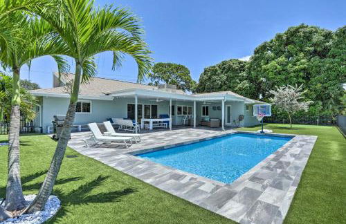 Jupiter Home with Private Pool and Putting Green! - Photo 2