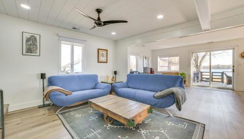 Deck and Scenic Views Lakefront Cottage in Hale! - Foto 4