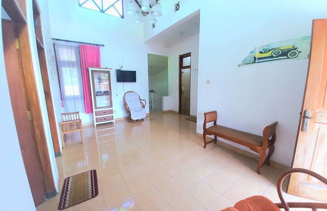 Homestay Jogja 4 Kamar Tidur Full AC Seputaran Umbulharjo dekat Gembiraloka - Foto 9