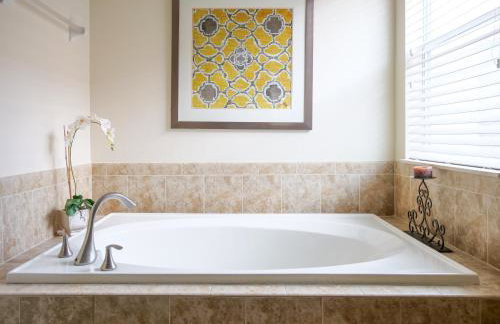 6Br 6Bath Pvt Home Pool 10min Disney 3282ft - Foto 5