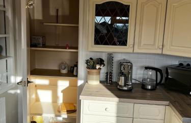 Big Group Bungalow, Sleeps 9, Perfect for Families - Photo 19