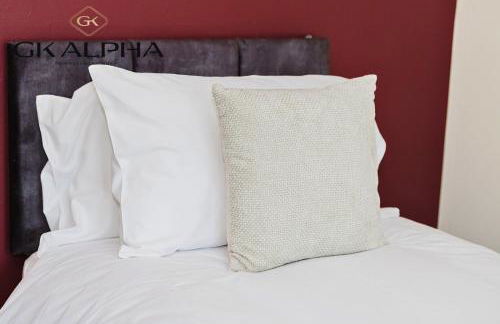 LONG STAY DEALS - 3 Bedroom Home Peterborough With Free Parking and Ultra Fast Wi-Fi Perfect for Work Stays and Vacations - Foto 12