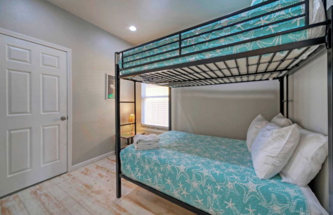 2 Homes, Sleeps 16, Shared Pool+boat Dock Laguna Village Serenity by Avantstay - Foto 55