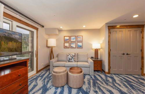 NEW! Marriott Slope View Ski in Ski out Luxury Studio Sleeps 4 Full kitchen, Amenities & Fee Parking - Foto 18